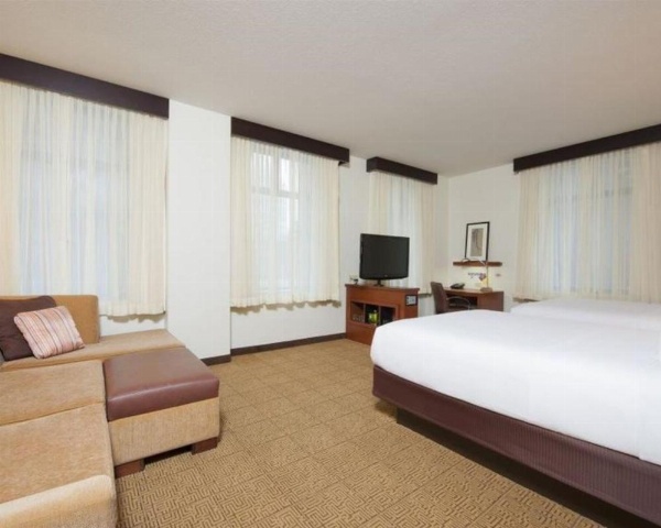 Hyatt Place Des Moines Downtown image 22